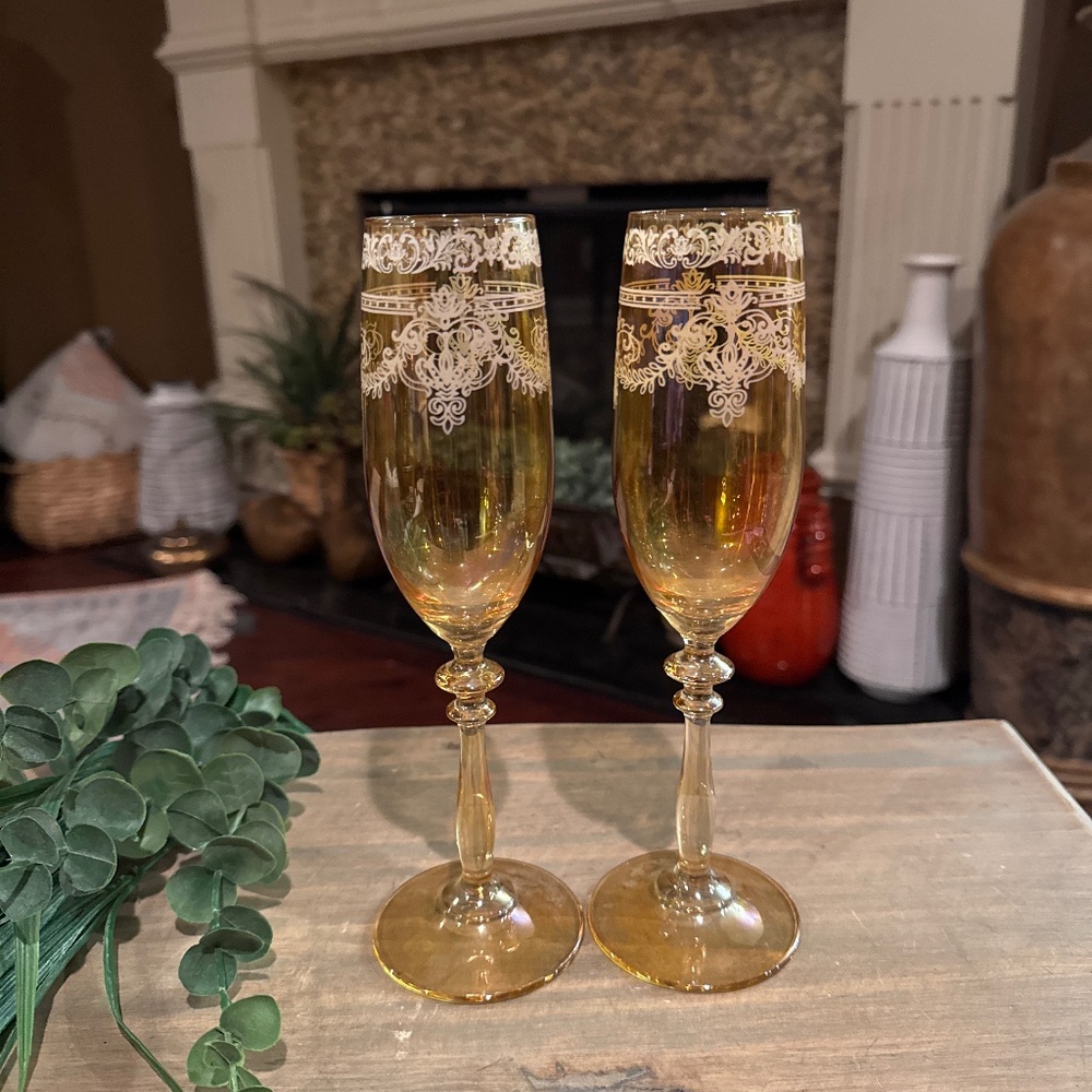 Iridescent Marigold Etched 9" Tall Flutes - Made In Italy - Set Of 2